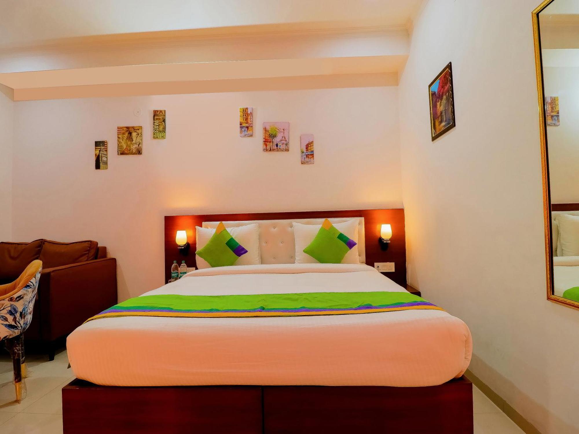 Treebo Rejoice 52 - 3Km From Huda City Metro Station Badshahpur Exterior foto